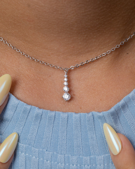 5 Zircons Necklace