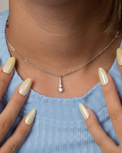 5 Zircons Necklace